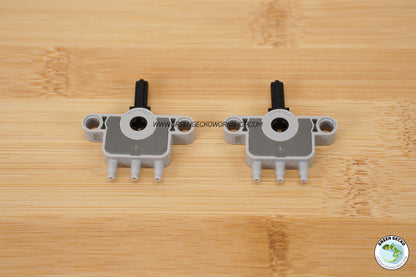 Standard LEGO Pneumatic Switch with Axle Hole